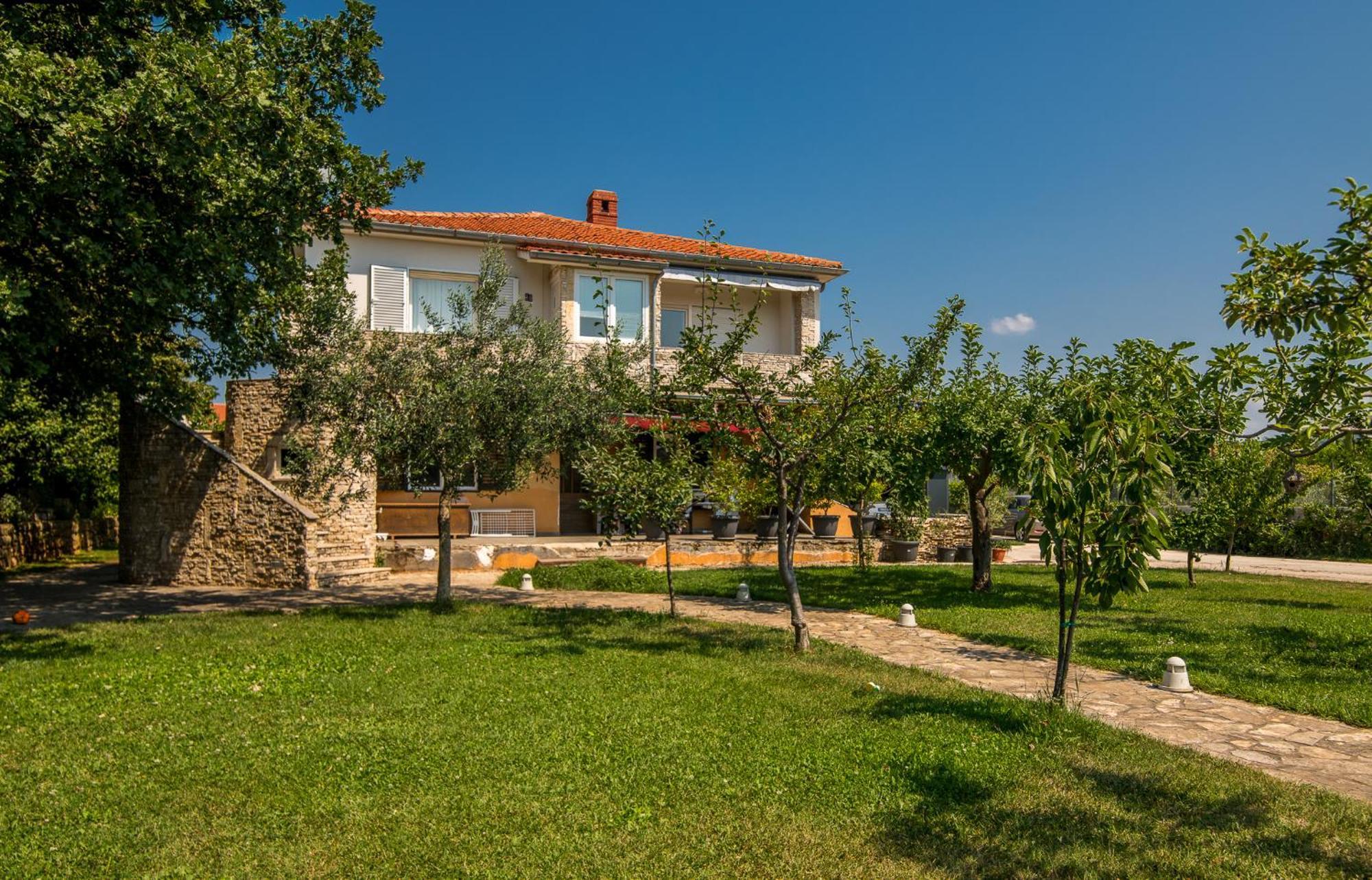 Apartments Stella & Luna Krk Town Exterior photo